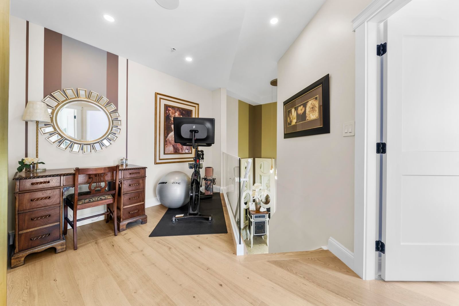 Listing Image 22