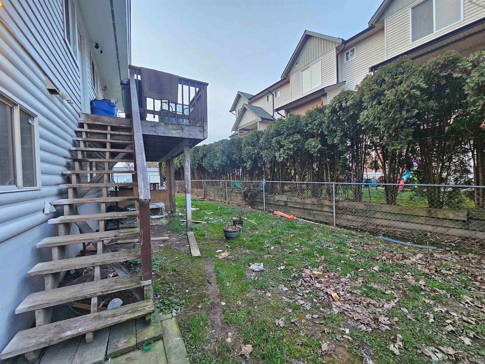 Listing Image 12