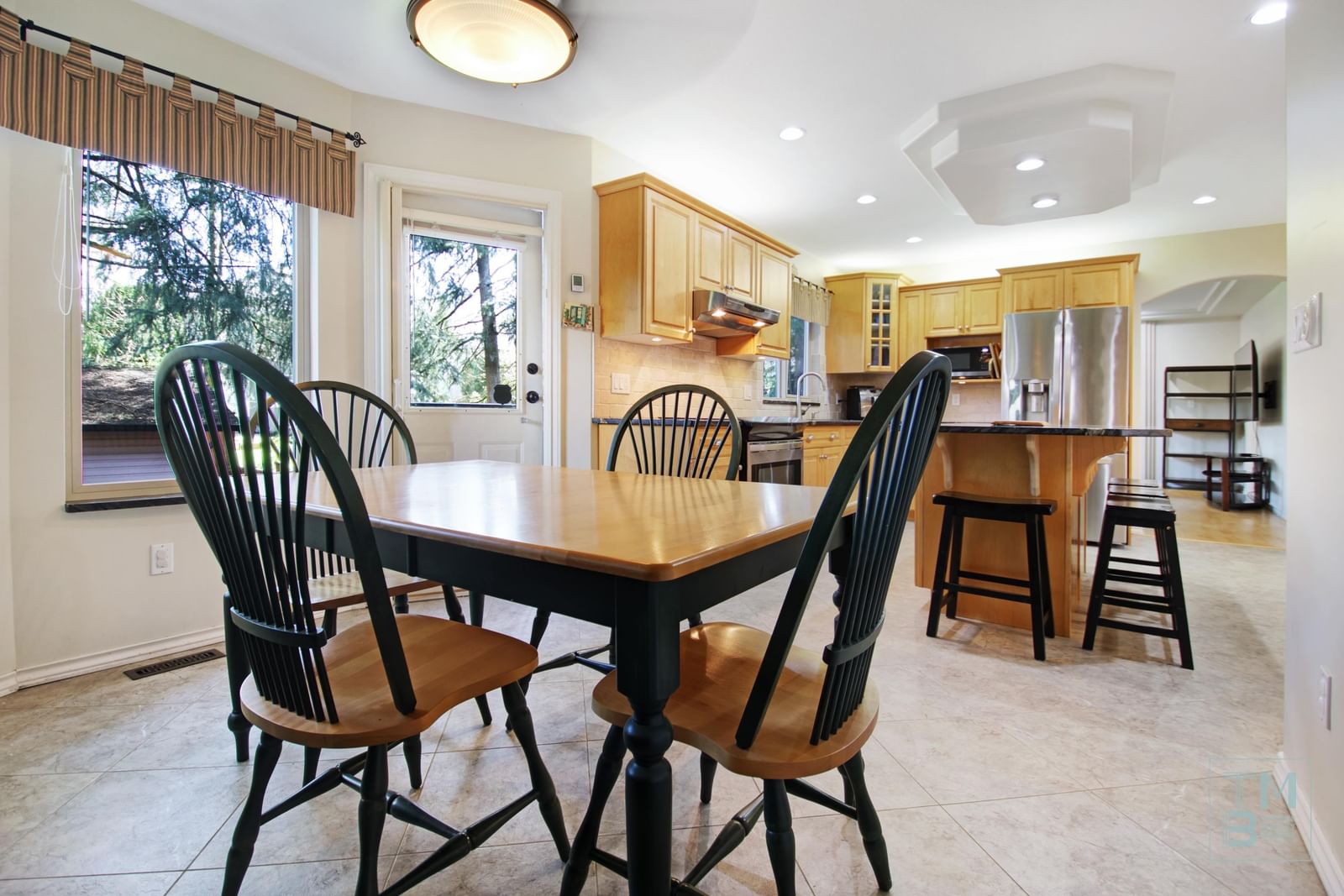 Listing Image 15