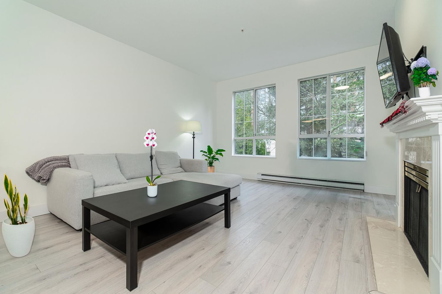 Listing Image 15