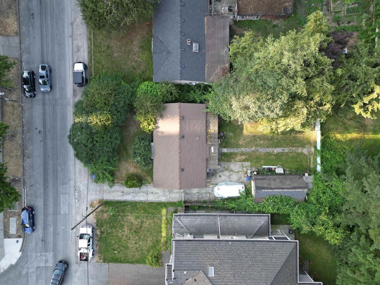 Listing Image 17