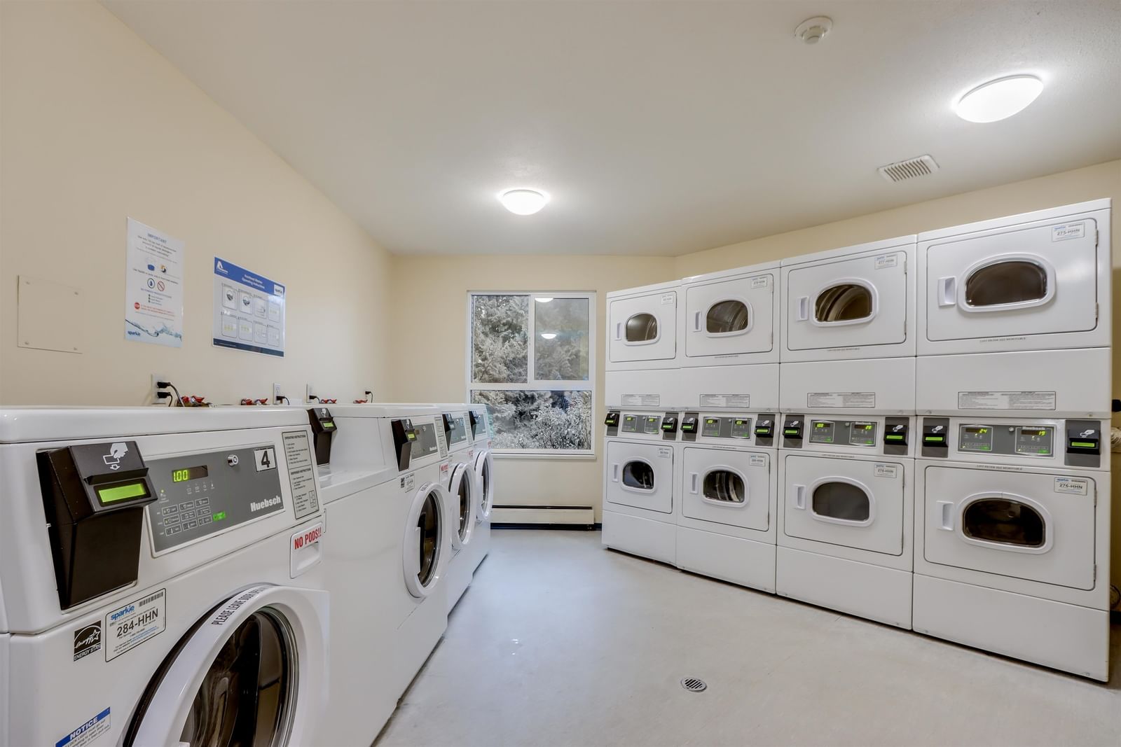 Listing Image 18