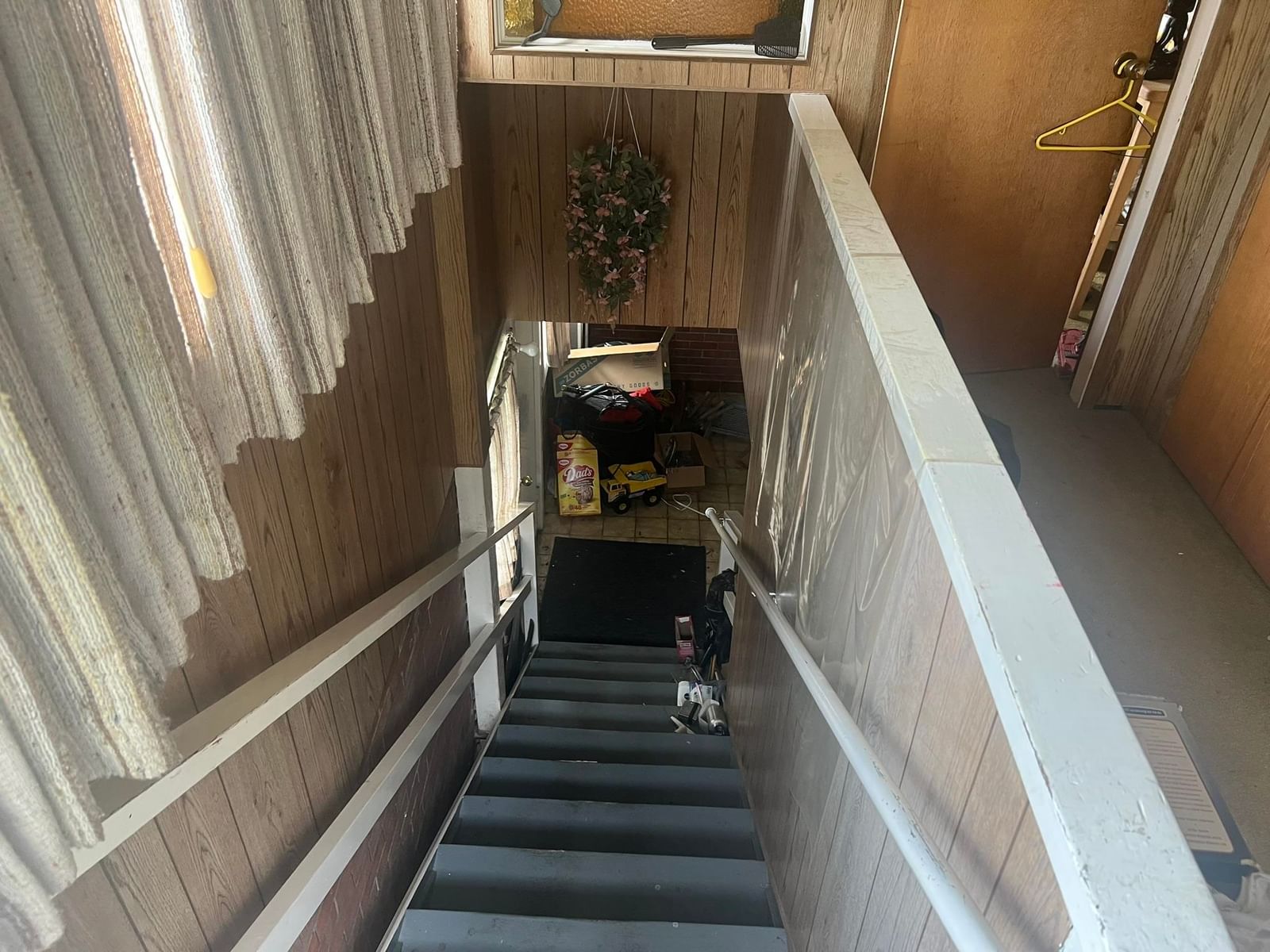 Listing Image 17