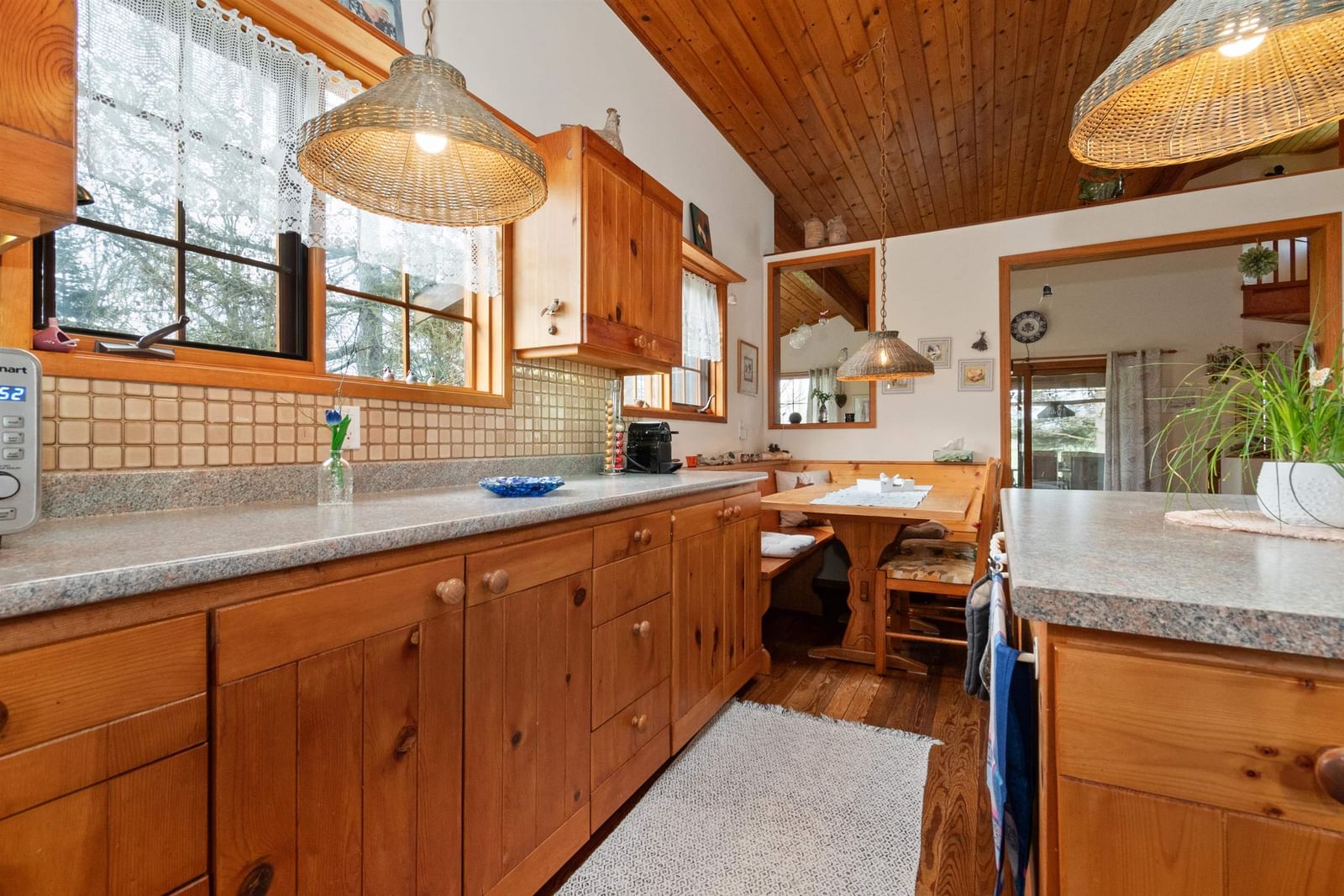 Listing Image 19