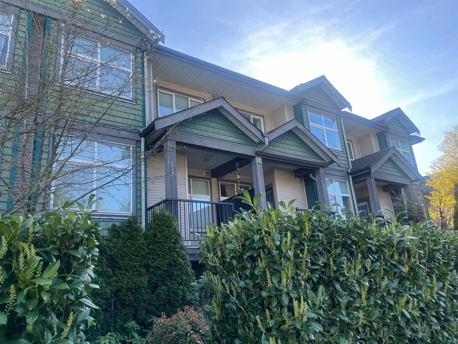 Listing Image 1