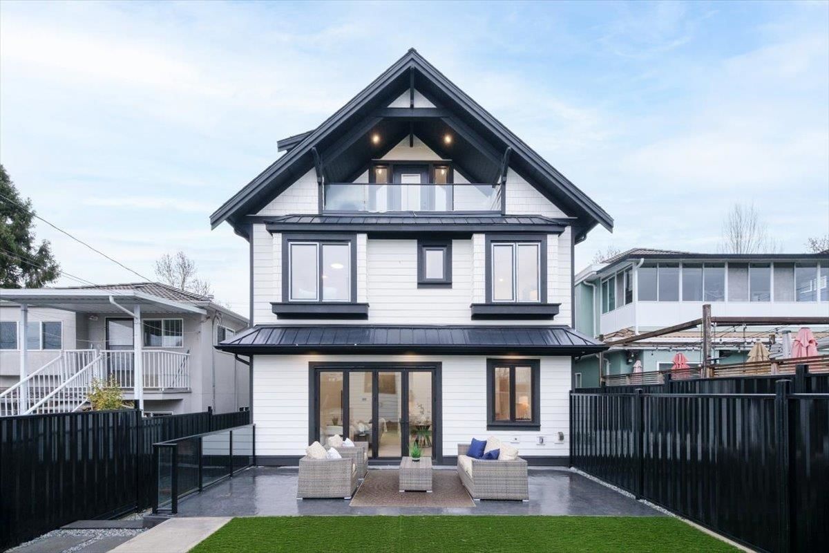 Listing Image 1