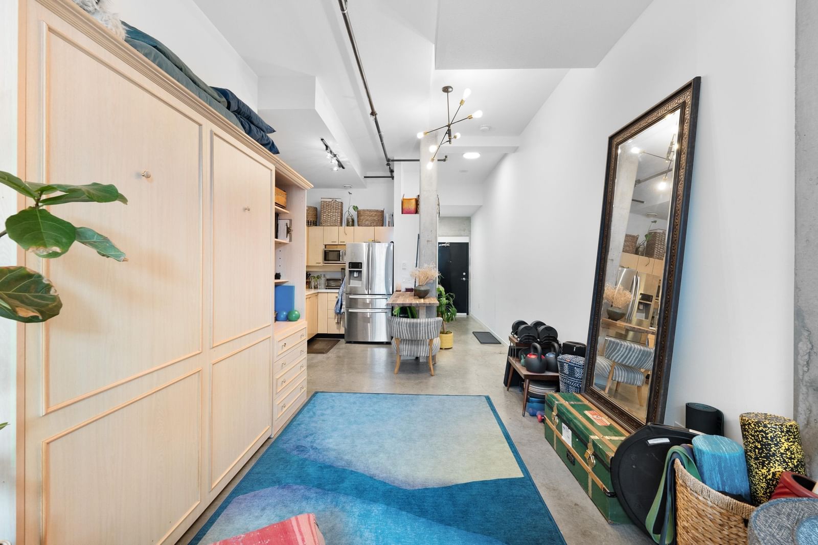 Listing Image 18