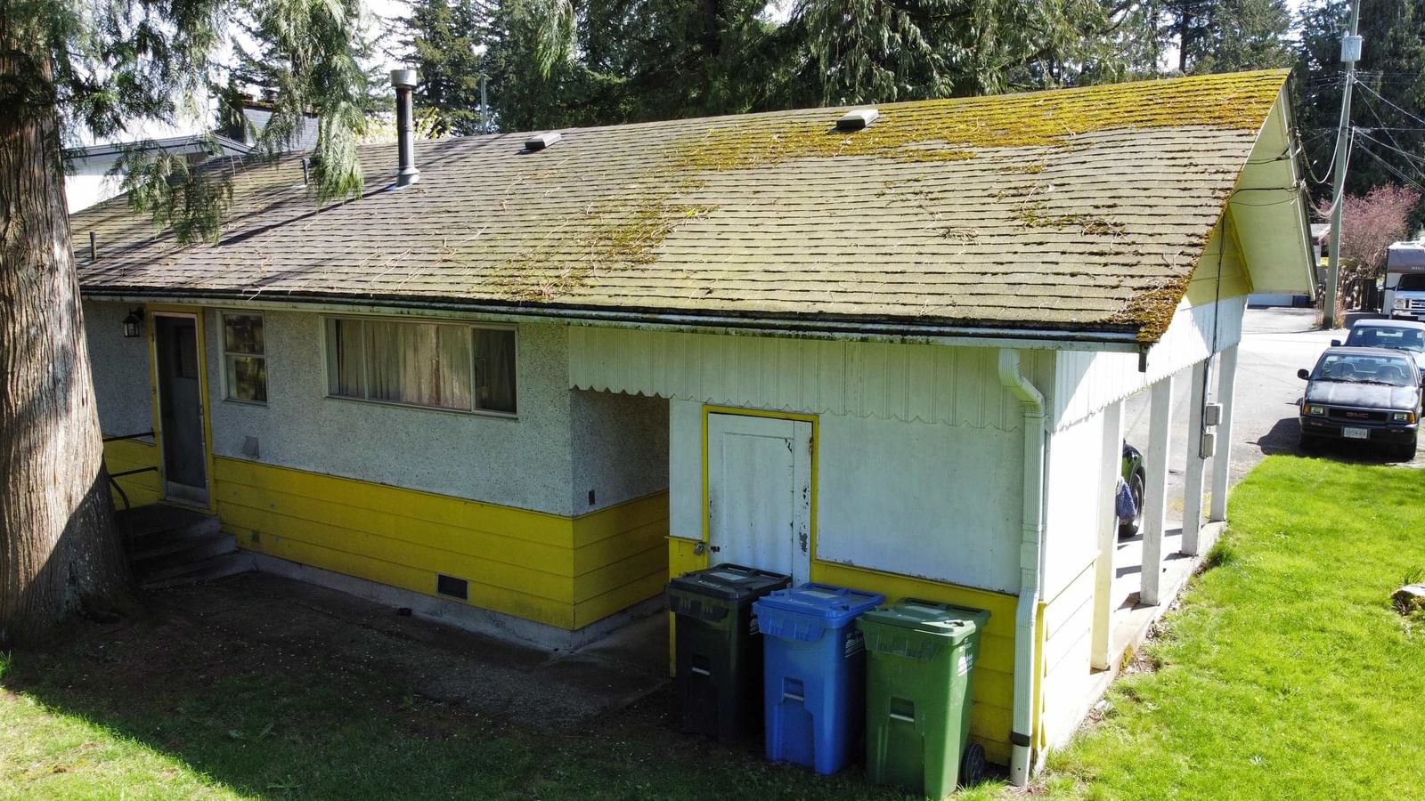 Listing Image 6