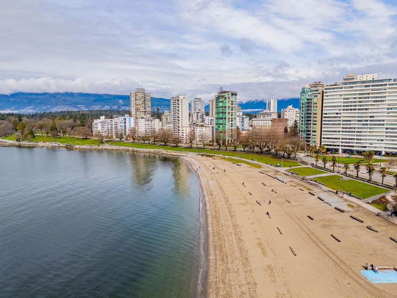 1949 Beach Avenue #106, Vancouver, British Columbia