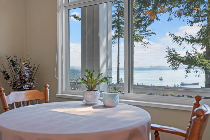 4 - 5110 Alderfeild Place, West Vancouver, V7W 2W7 | Image 3