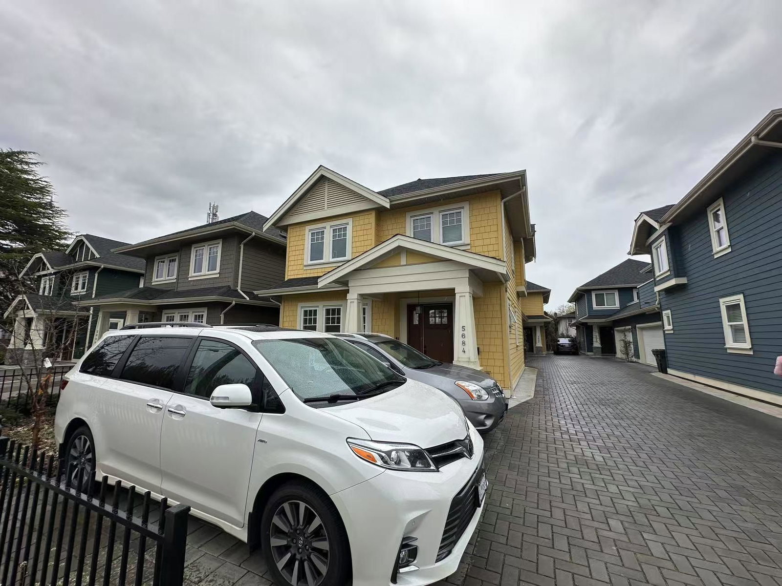 Listing Image 1