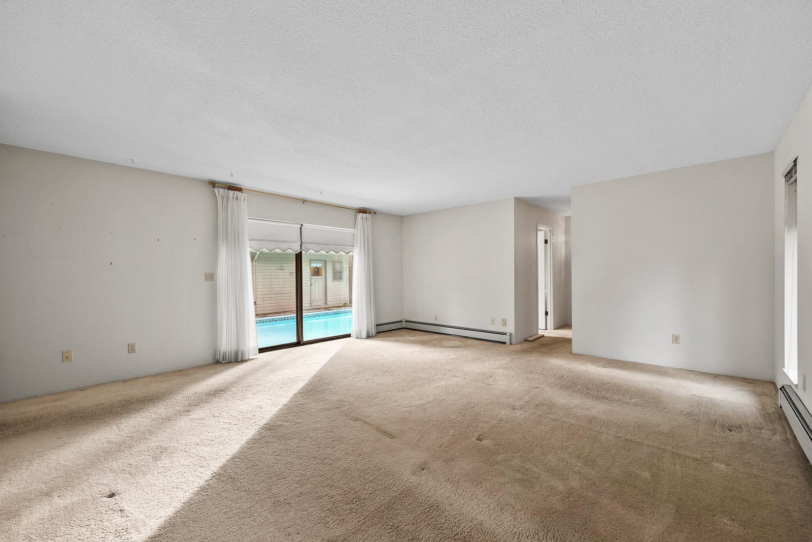 Listing Image 27