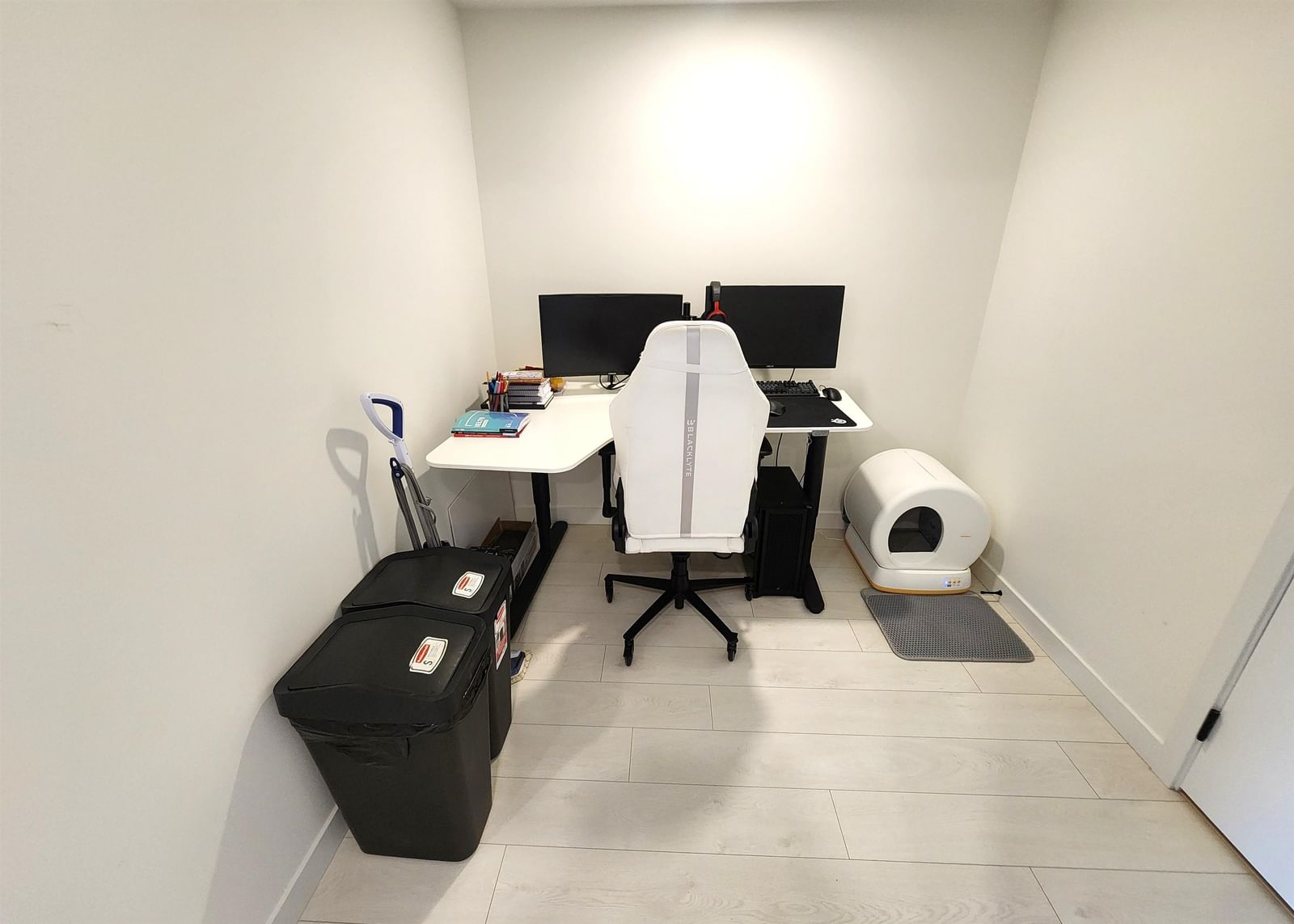 Listing Image 21