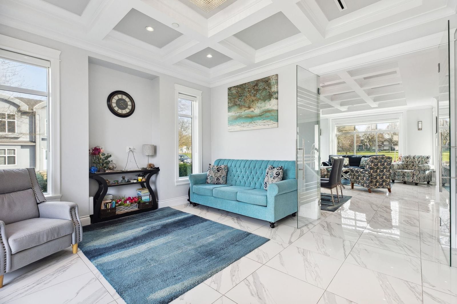 Listing Image 11