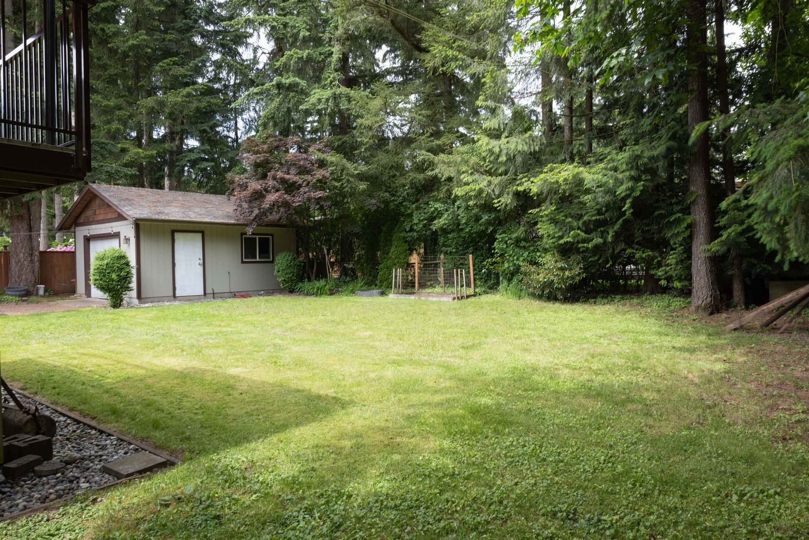 Listing Image 6