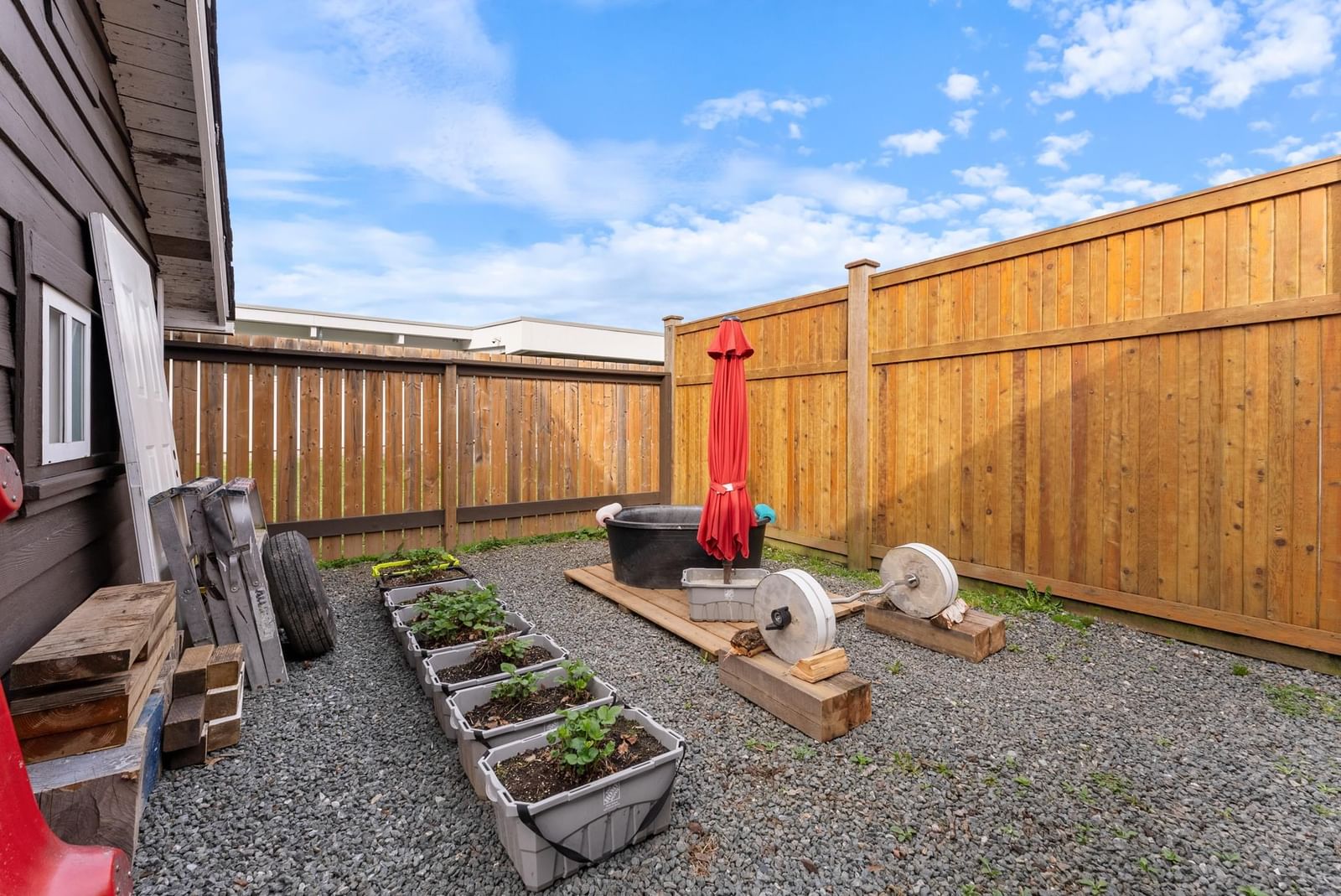 Listing Image 28