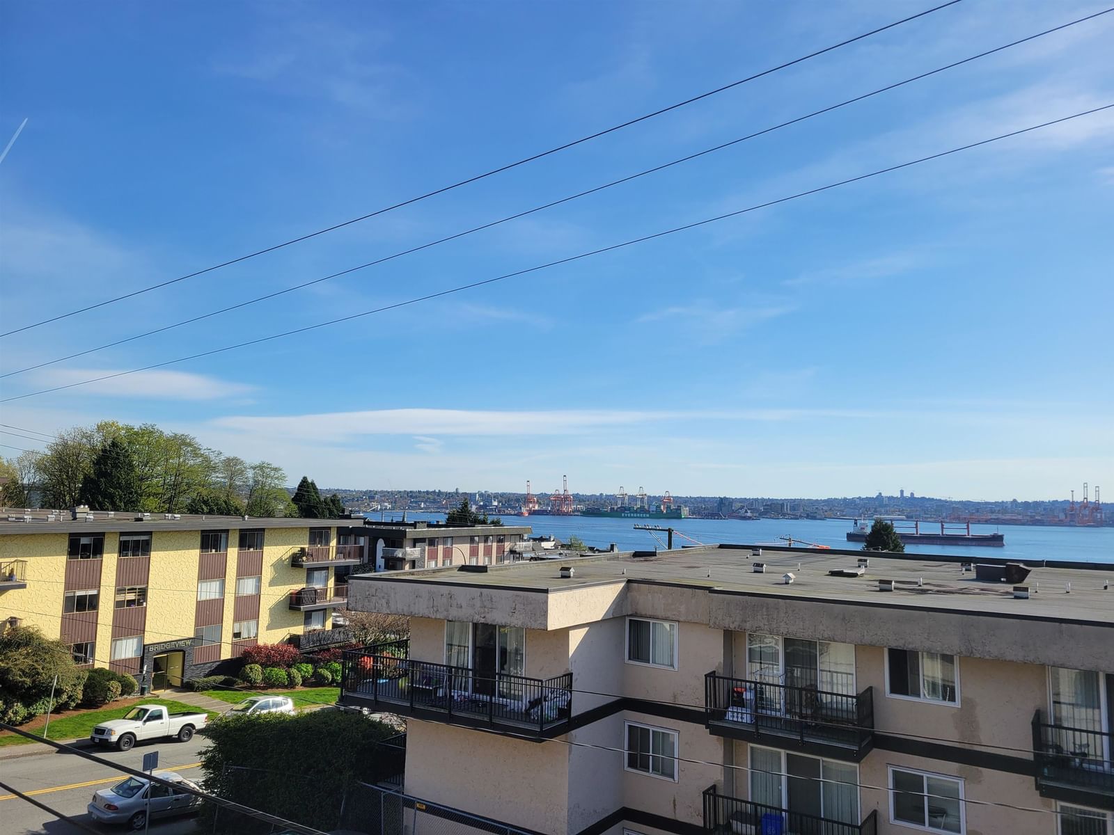 Listing Image 10