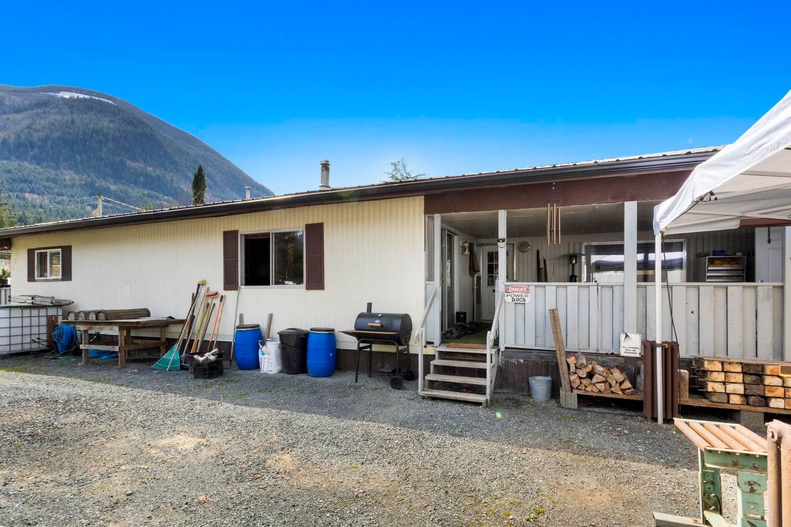 Listing Image 6