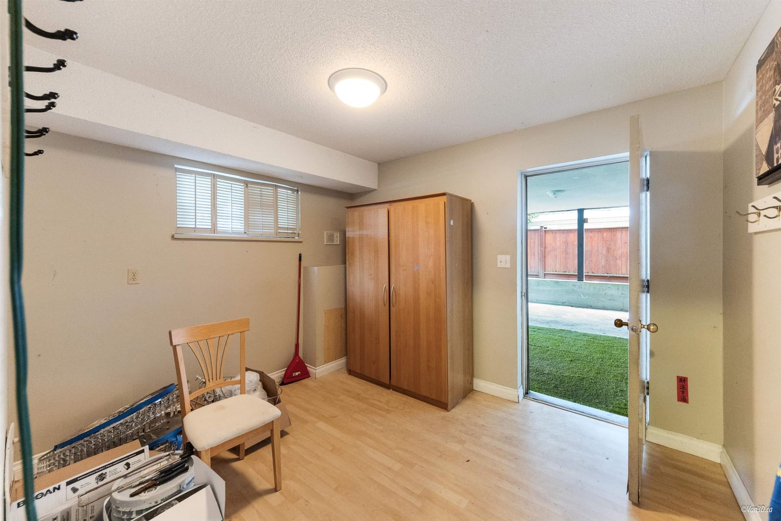 Listing Image 19