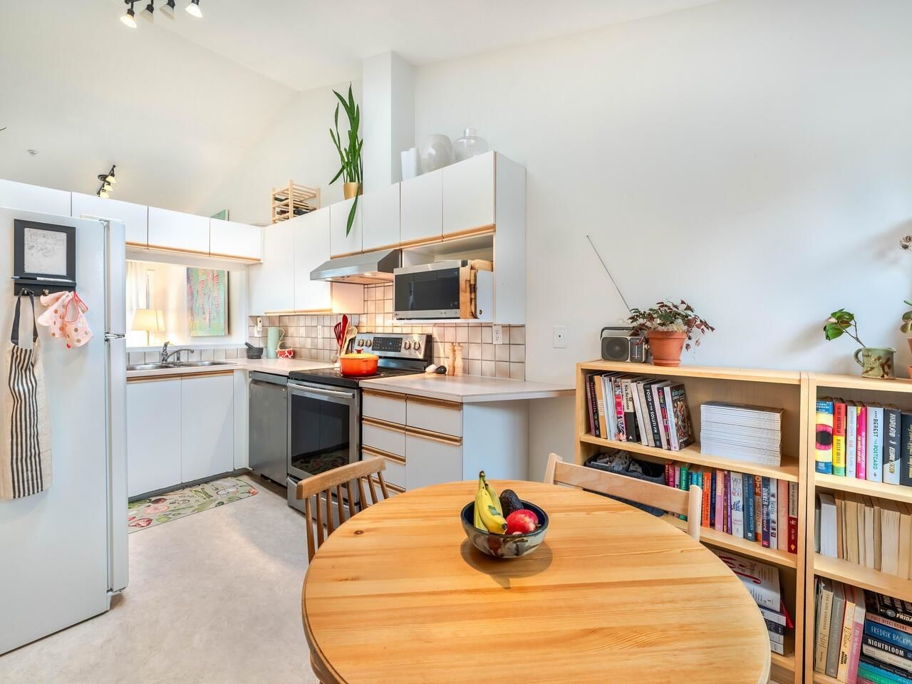 Listing Image 13