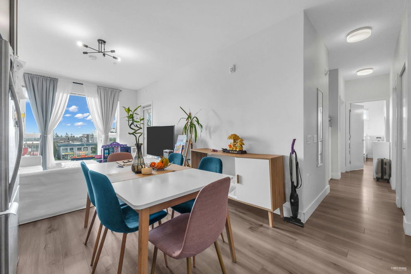 PH47 - 5355 Lane Street, Burnaby, V5H 0H1 | Image 3