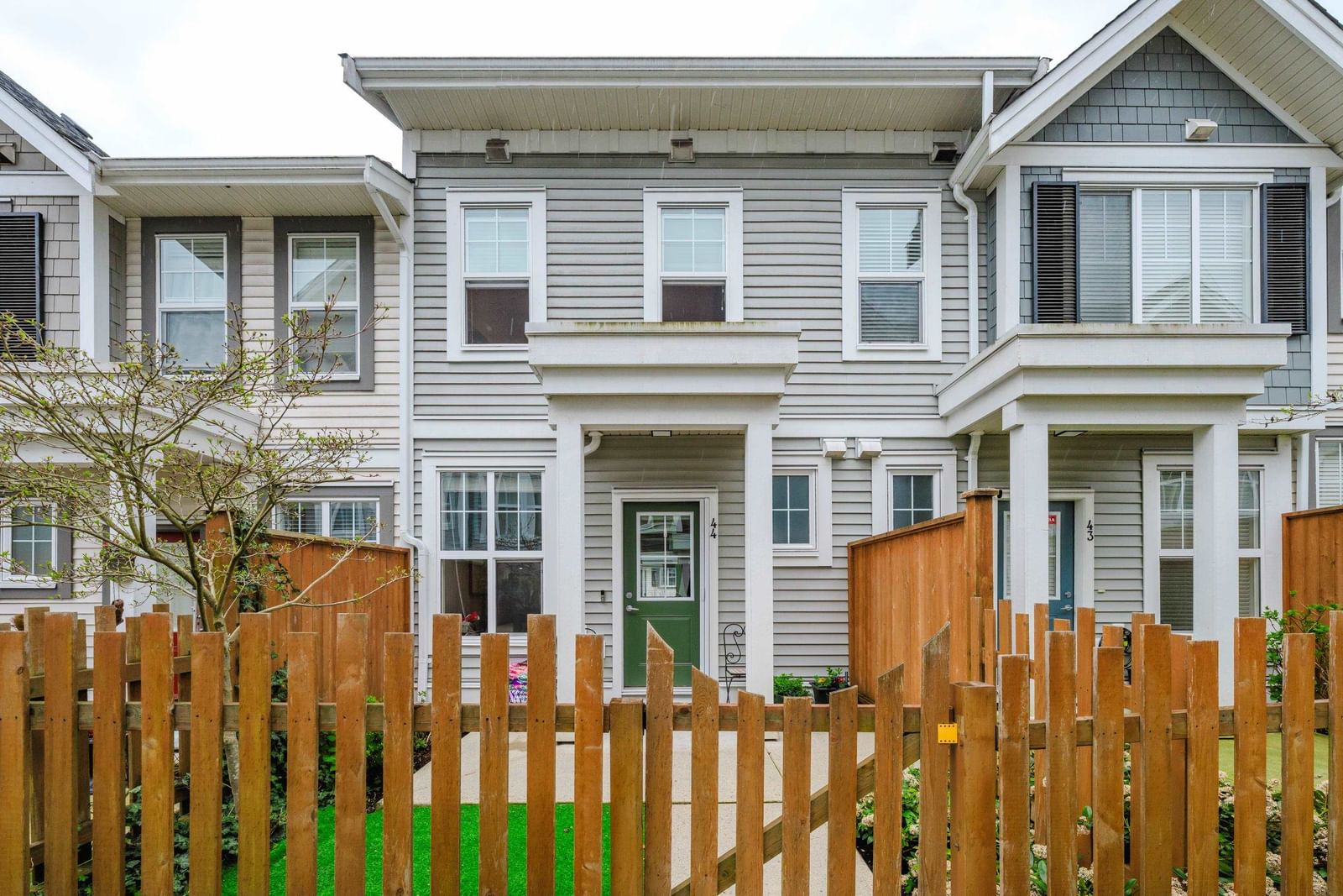 Listing Image 1