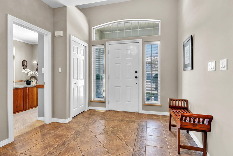 3963 Coachstone Way, Abbotsford, V3A 2N1 | Image 2