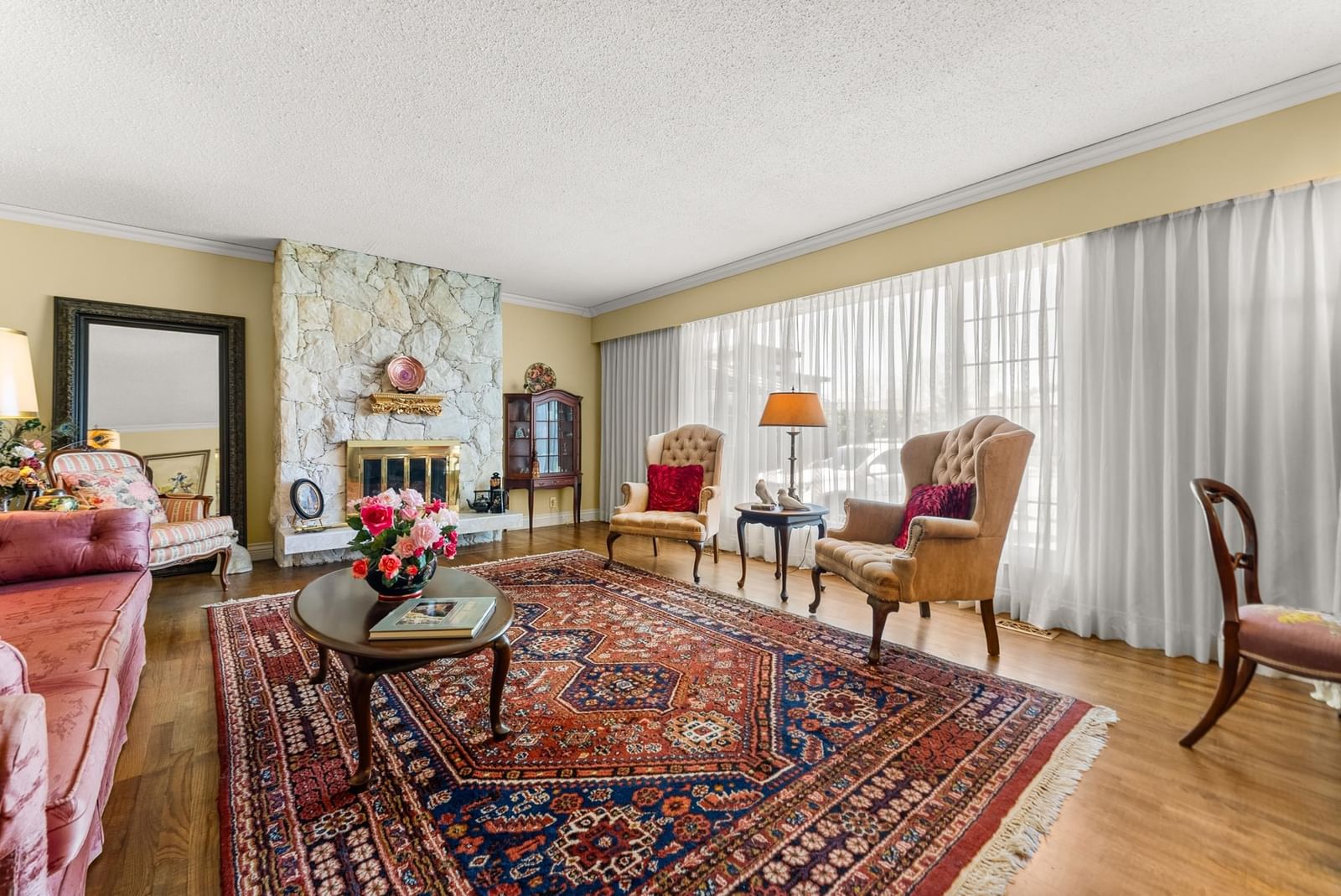 Listing Image 10
