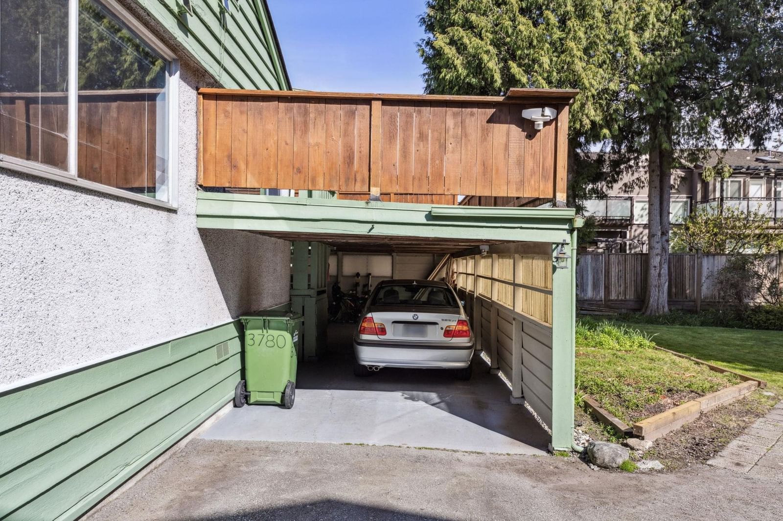 Listing Image 18