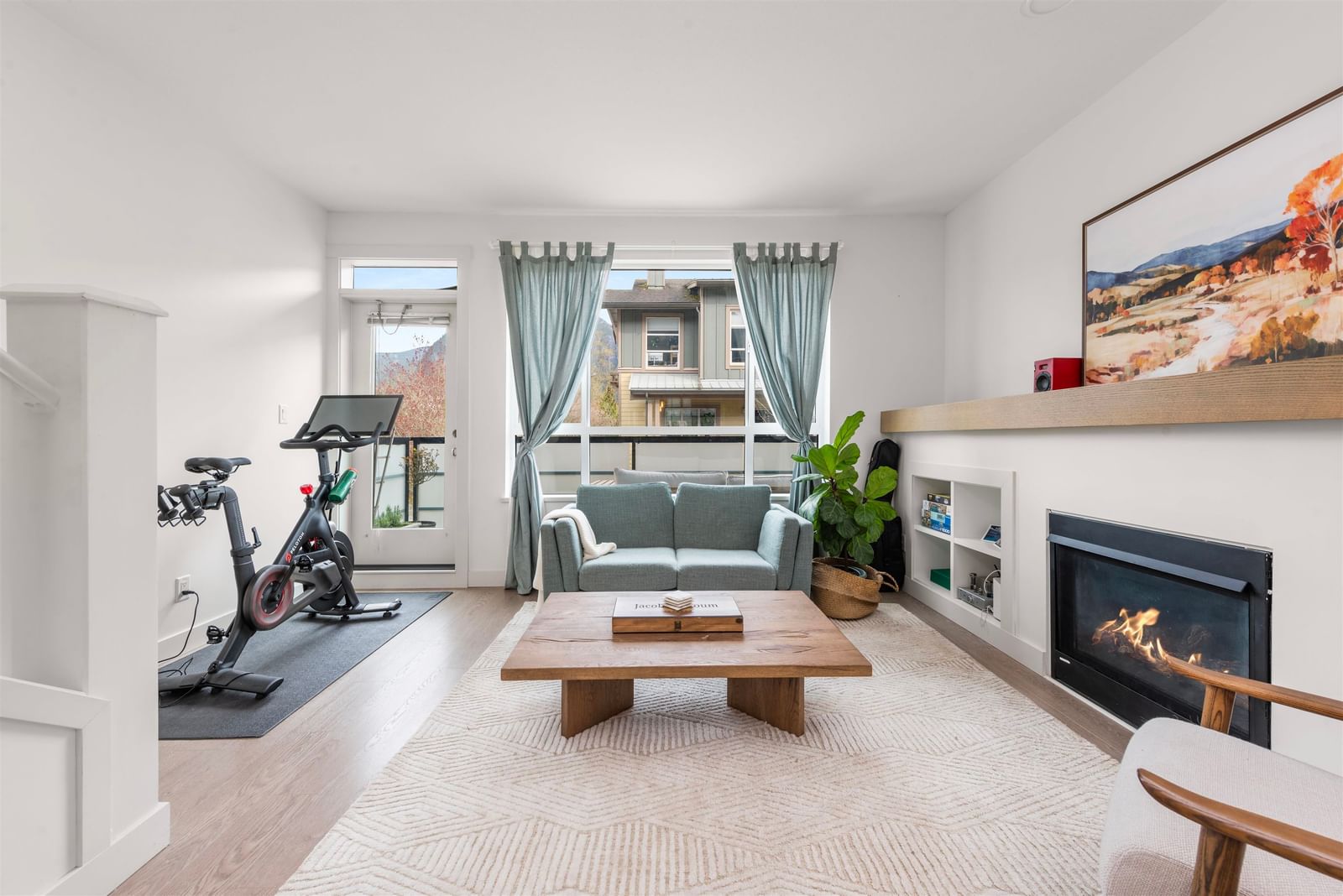 Listing Image 9