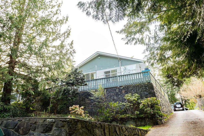 12599 Chris Way, Pender Harbour, British Columbia