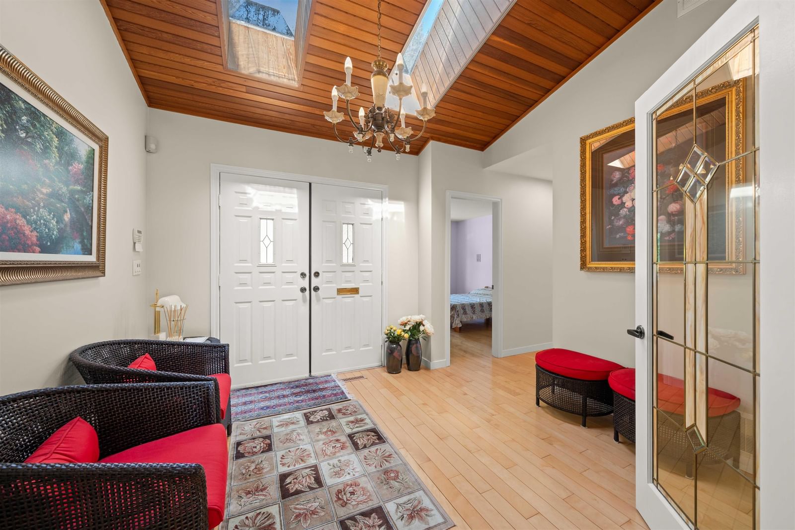 Listing Image 9