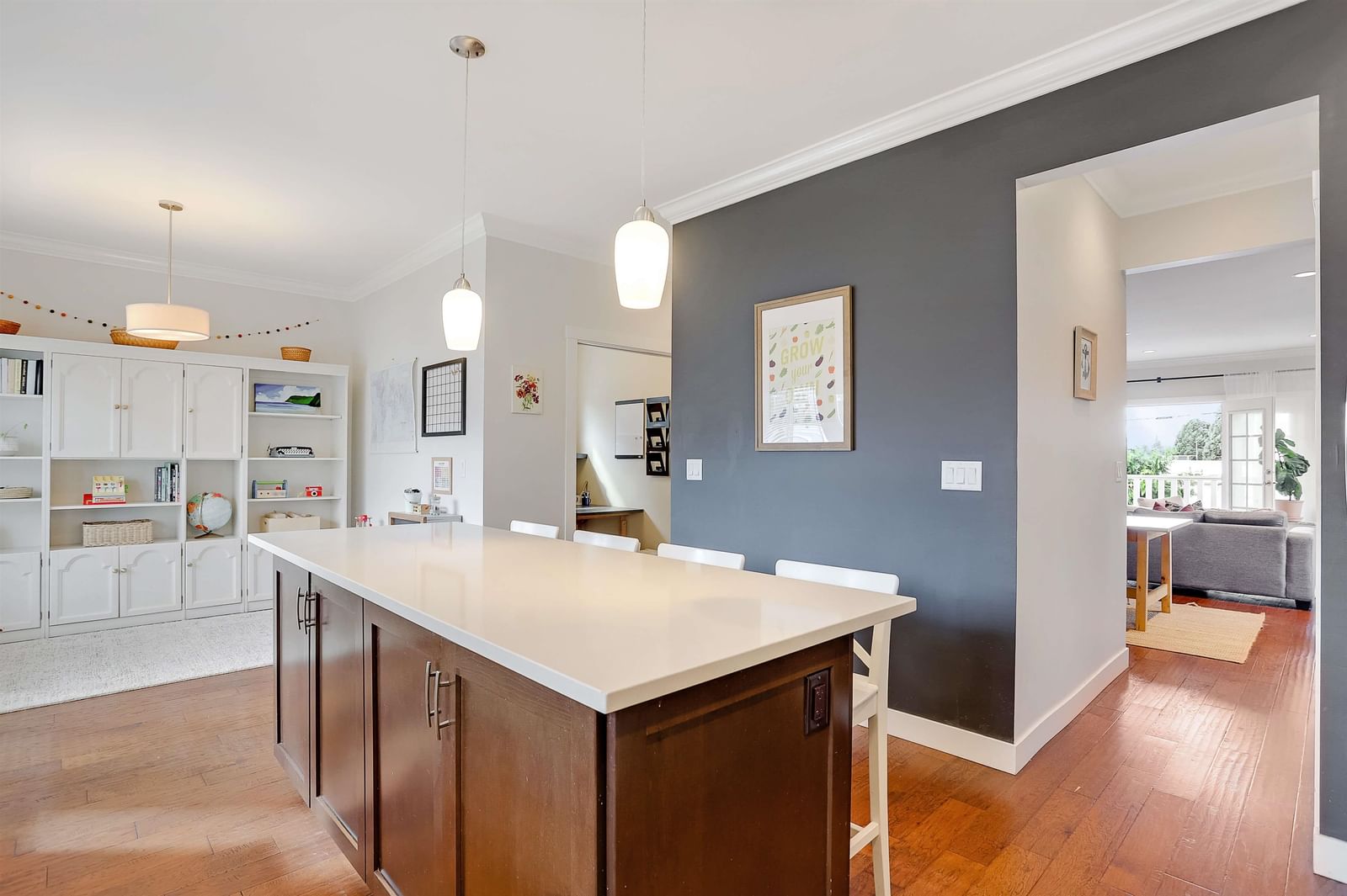 Listing Image 15