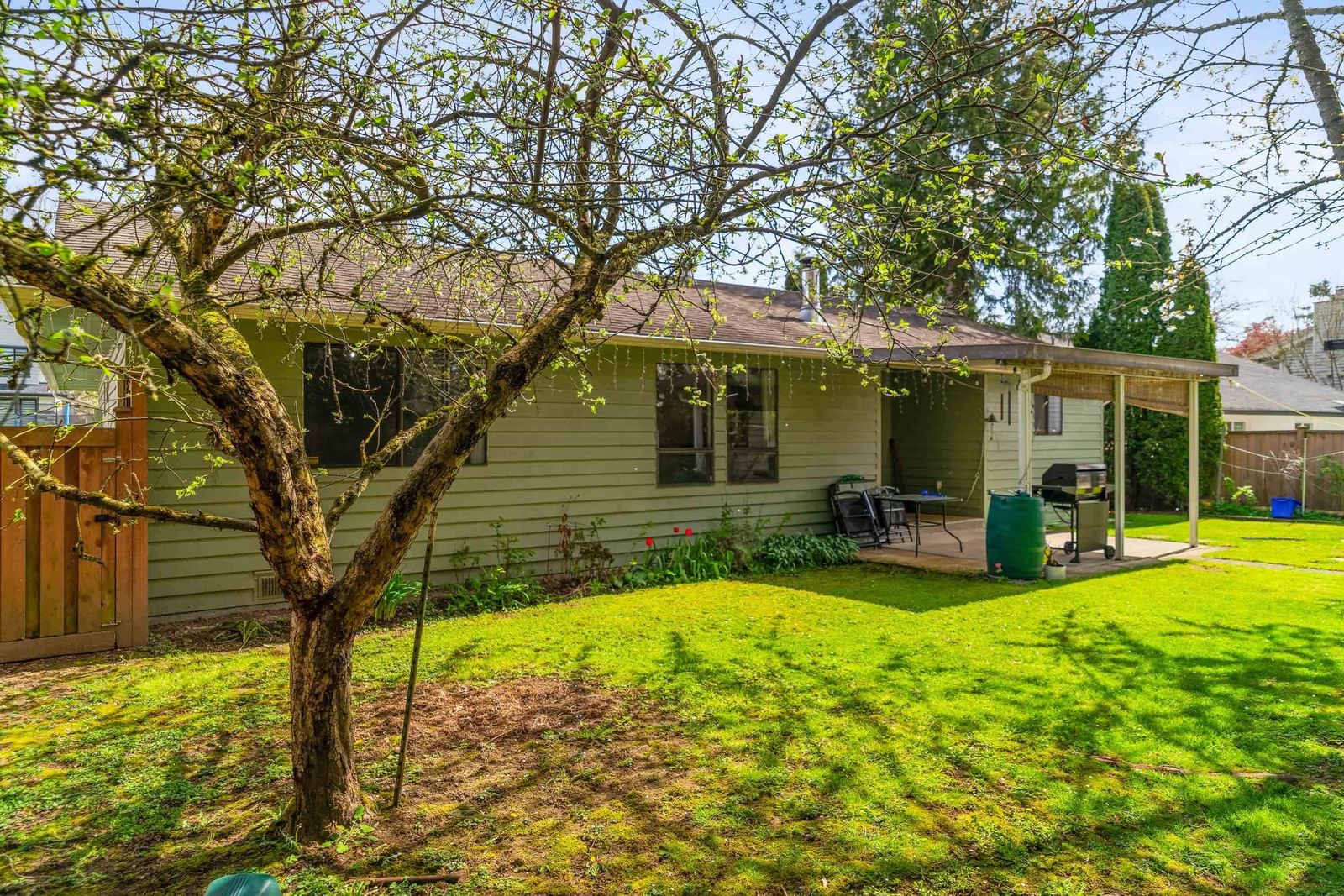 Listing Image 21