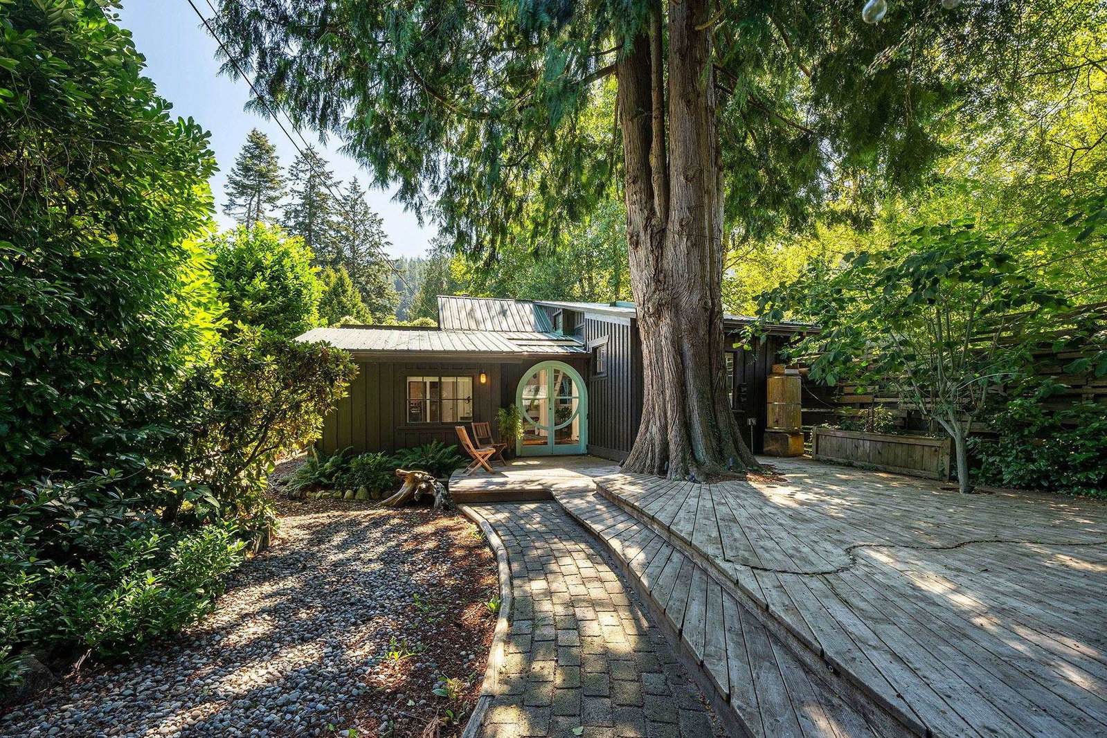 Listing Image 5