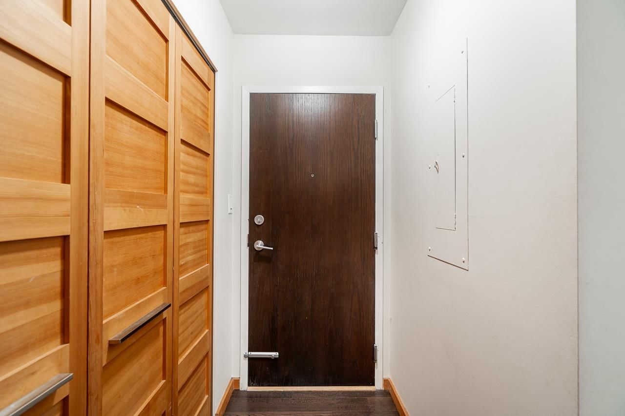 Listing Image 27
