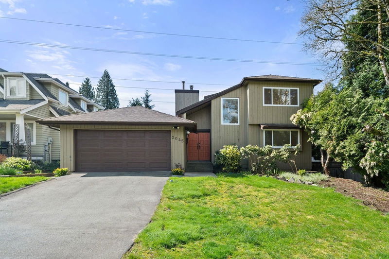 2045 Kirkstone Road, North Vancouver, British Columbia