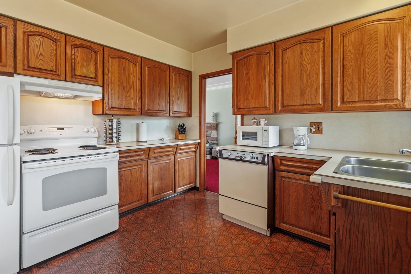 Listing Image 11