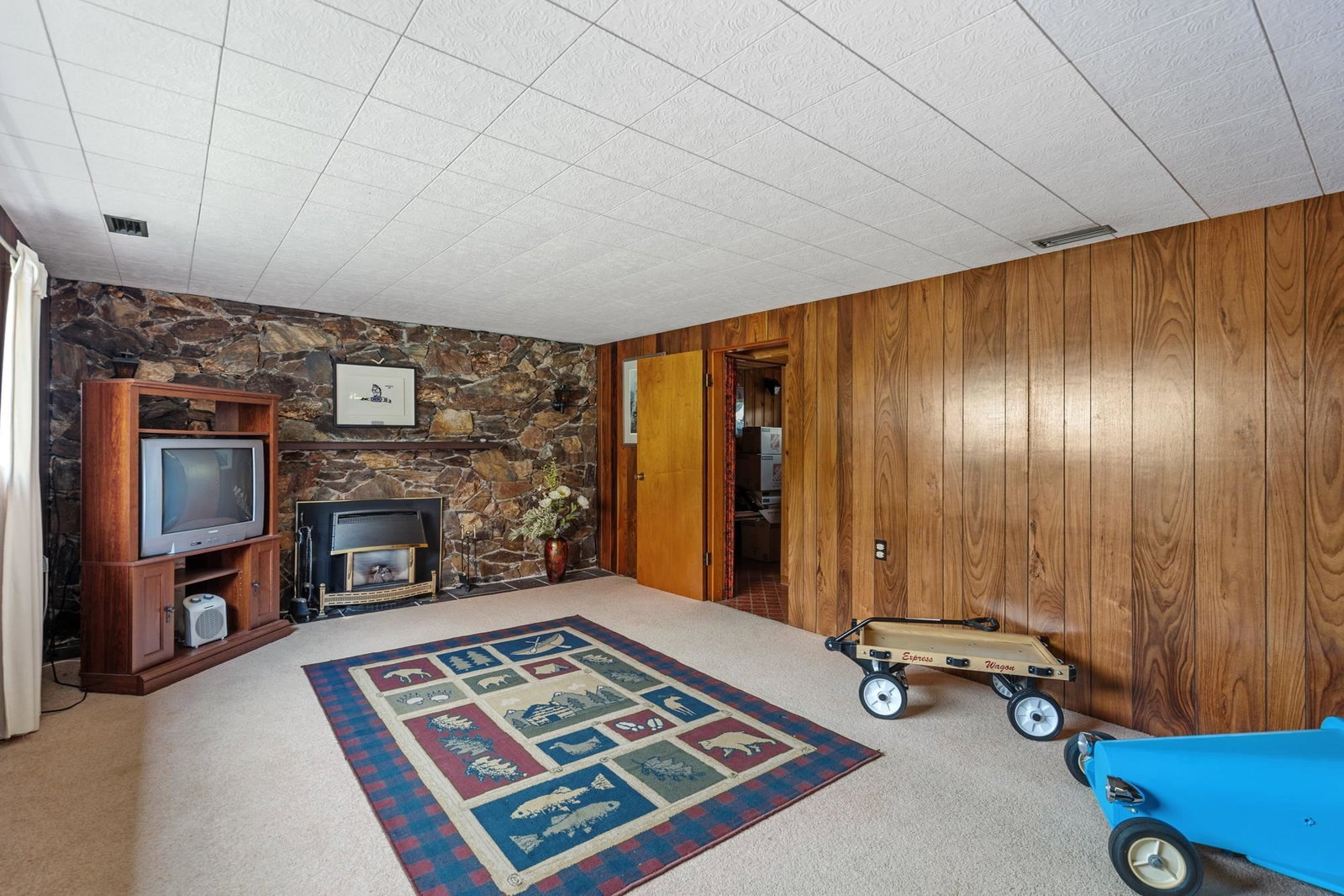 Listing Image 18