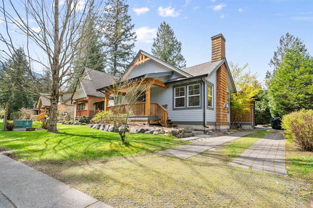 1829 Mossy Green Way