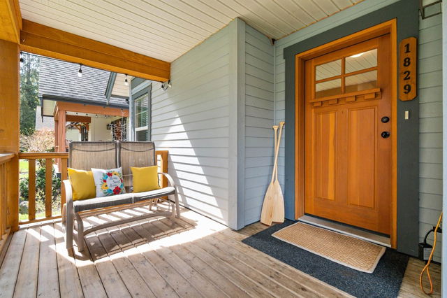 1829 Mossy Green Way