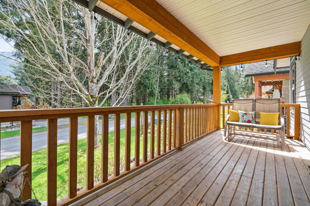 1829 Mossy Green Way