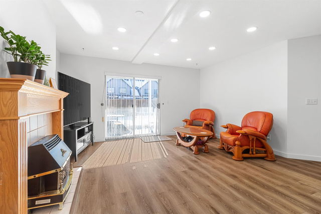 22 - 20888 Mckinney Avenue