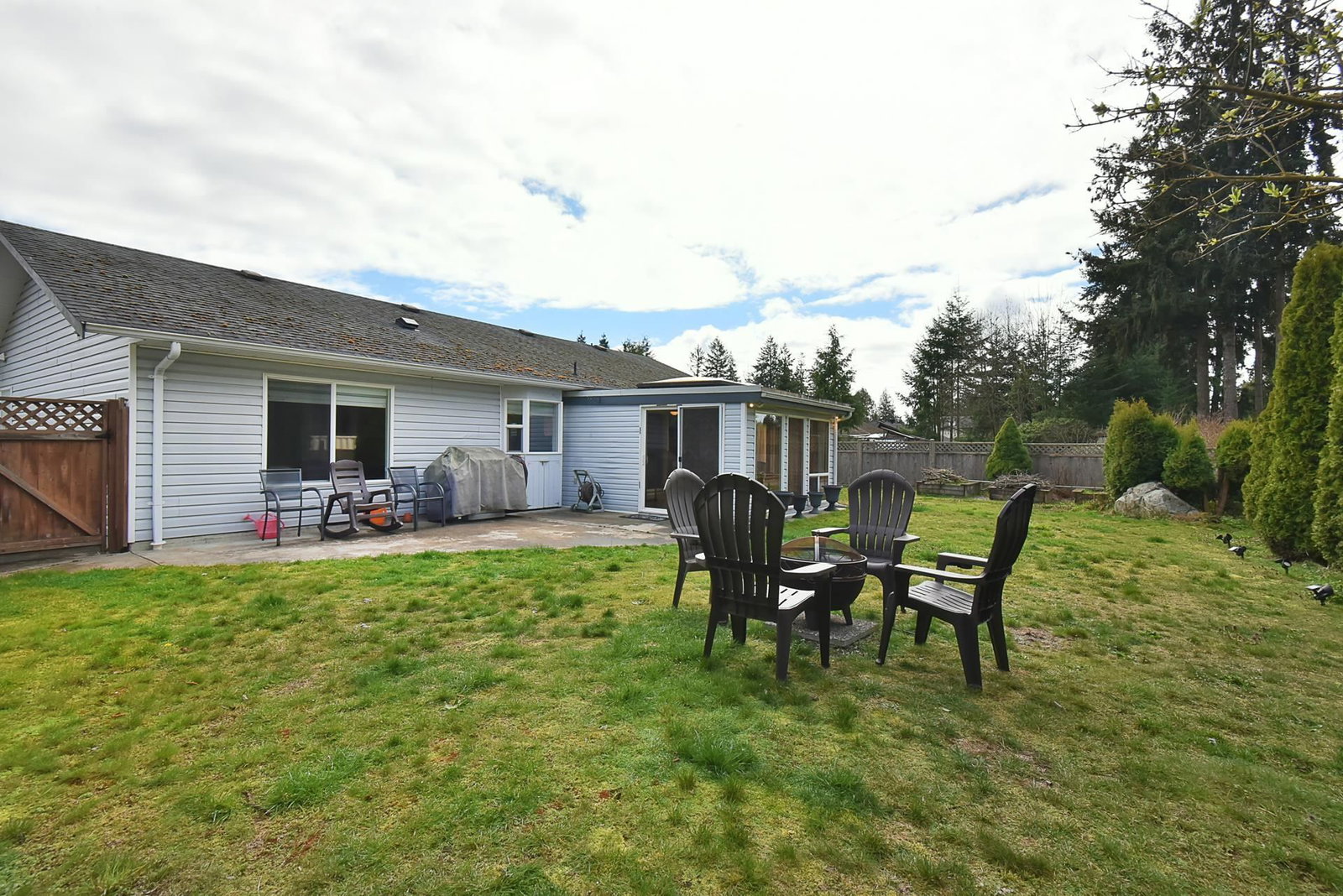 Listing Image 18