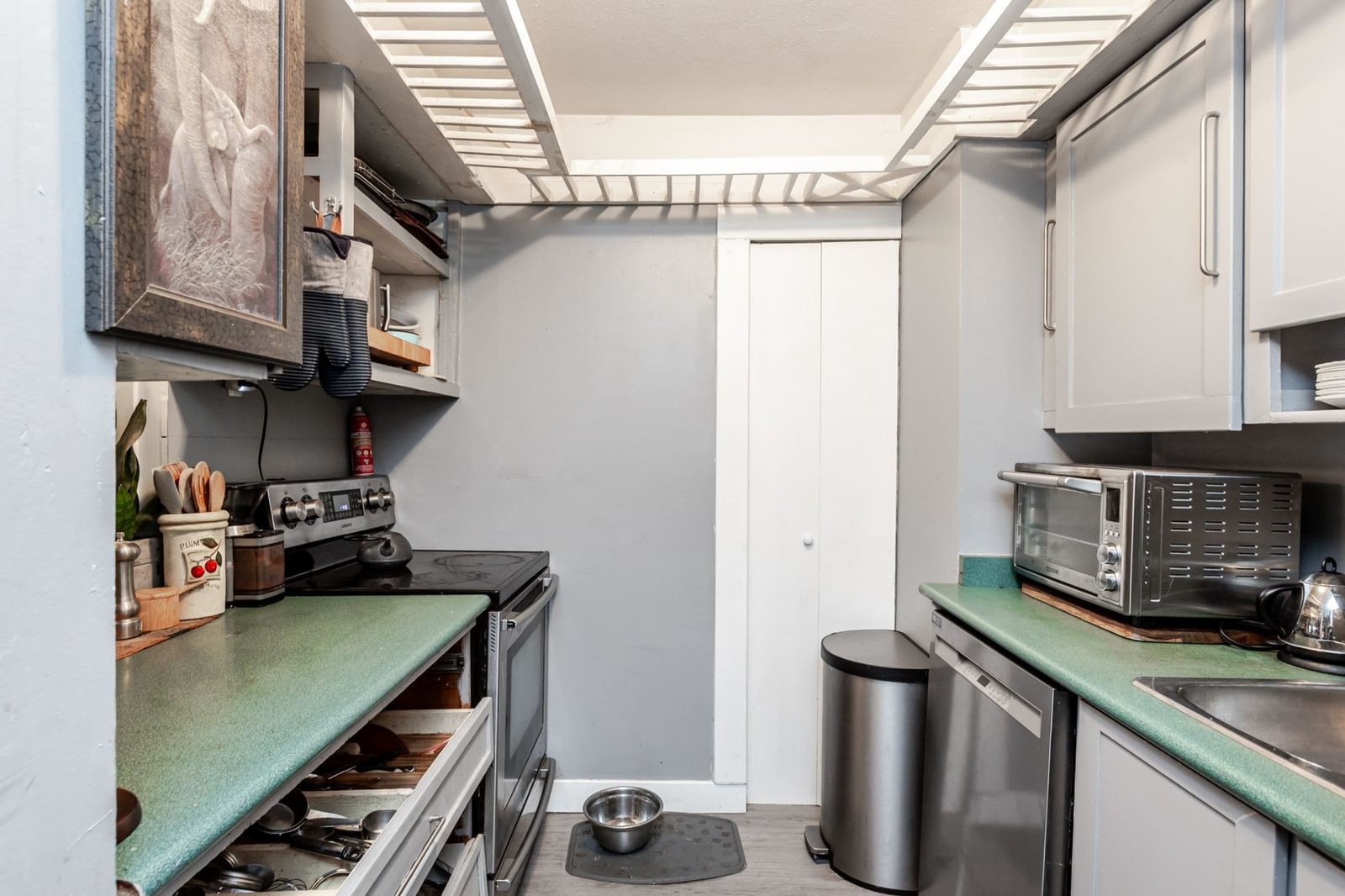 Listing Image 15