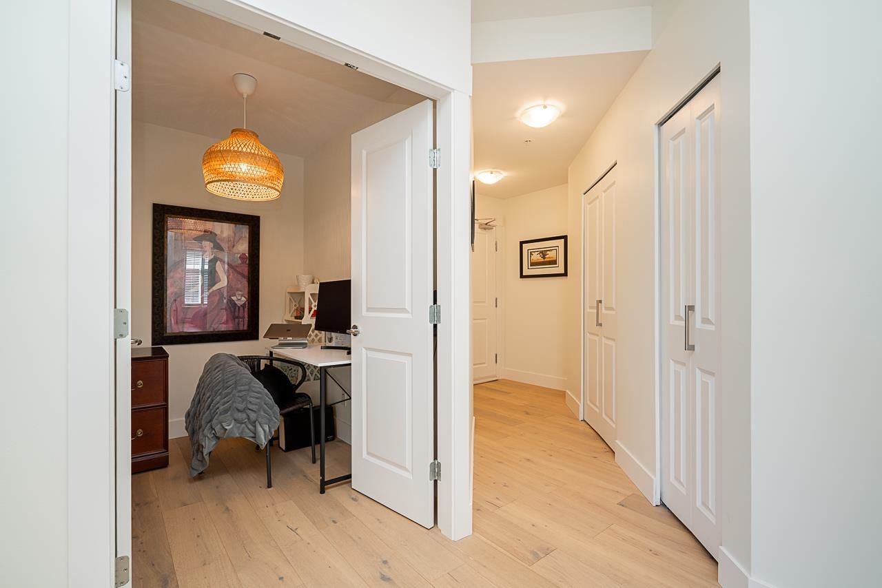 Listing Image 18