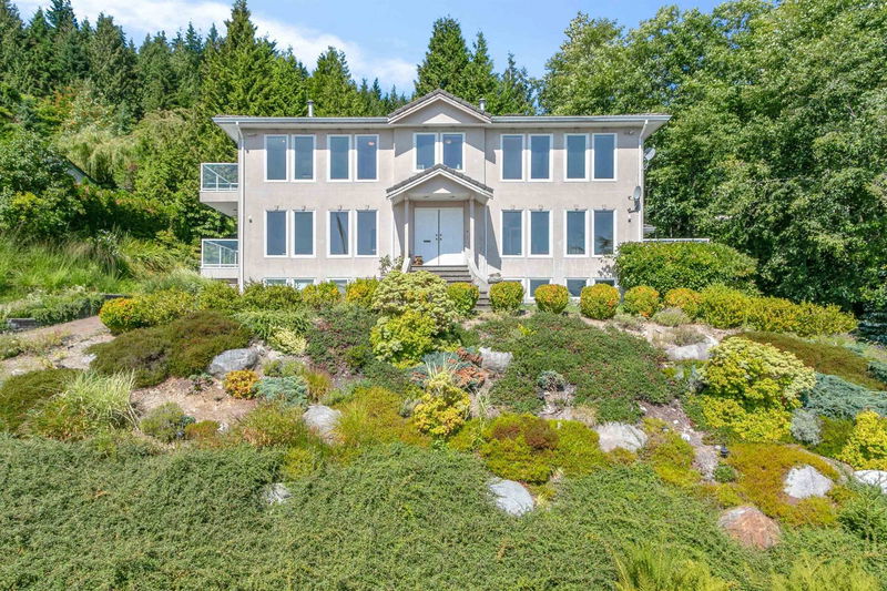 530 Craigmohr Drive, West Vancouver, British Columbia