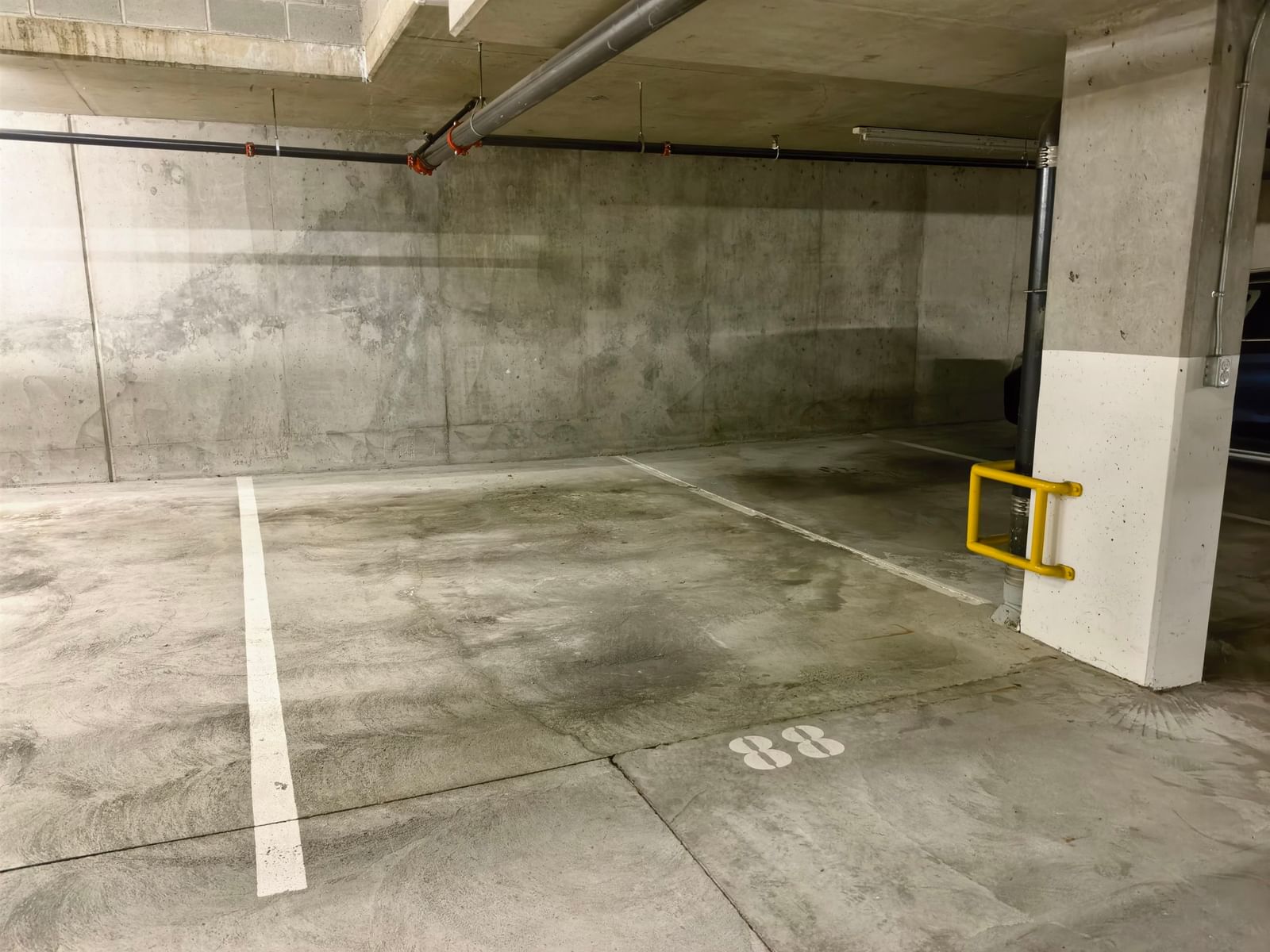 Listing Image 18