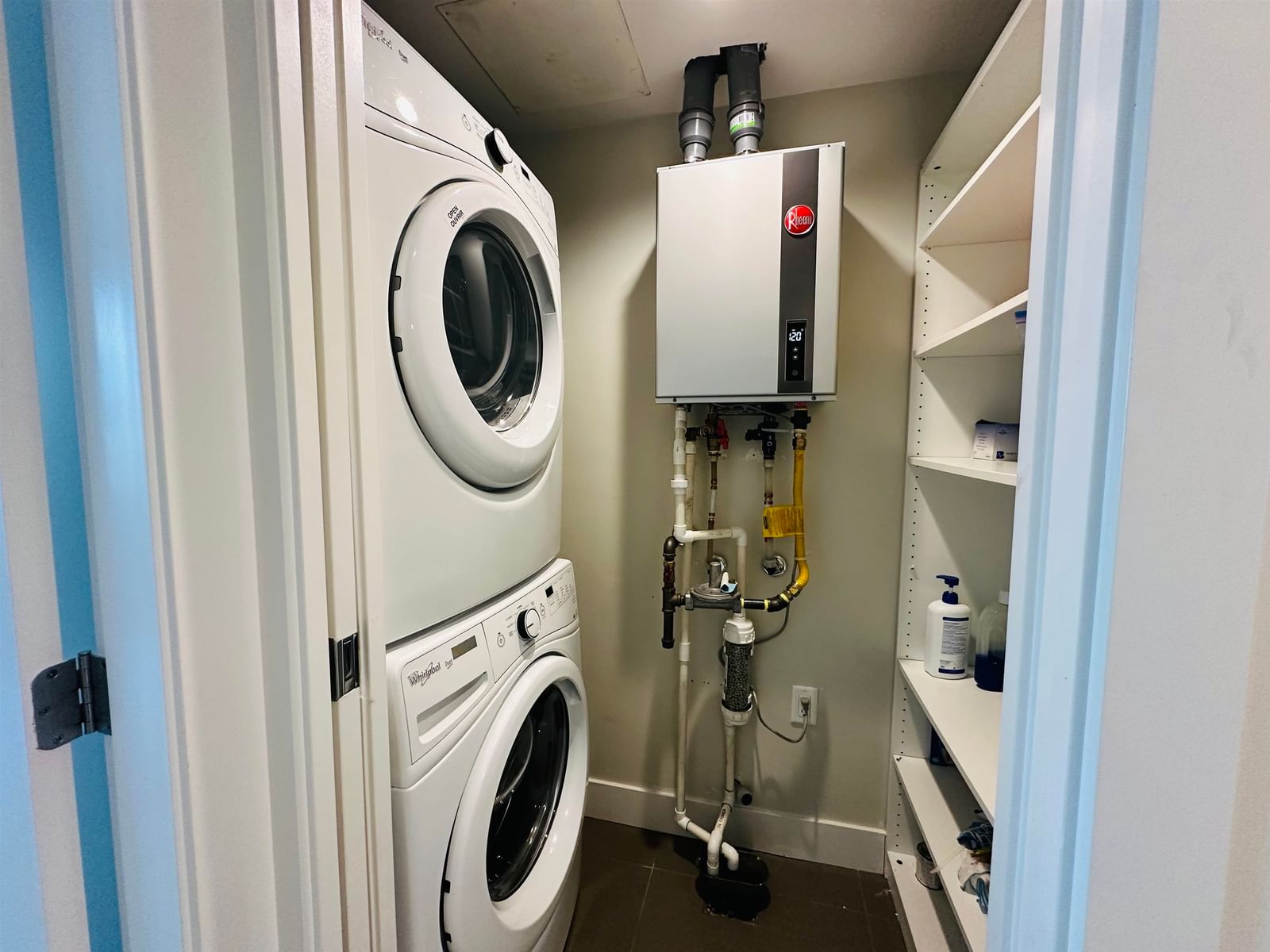 Listing Image 18