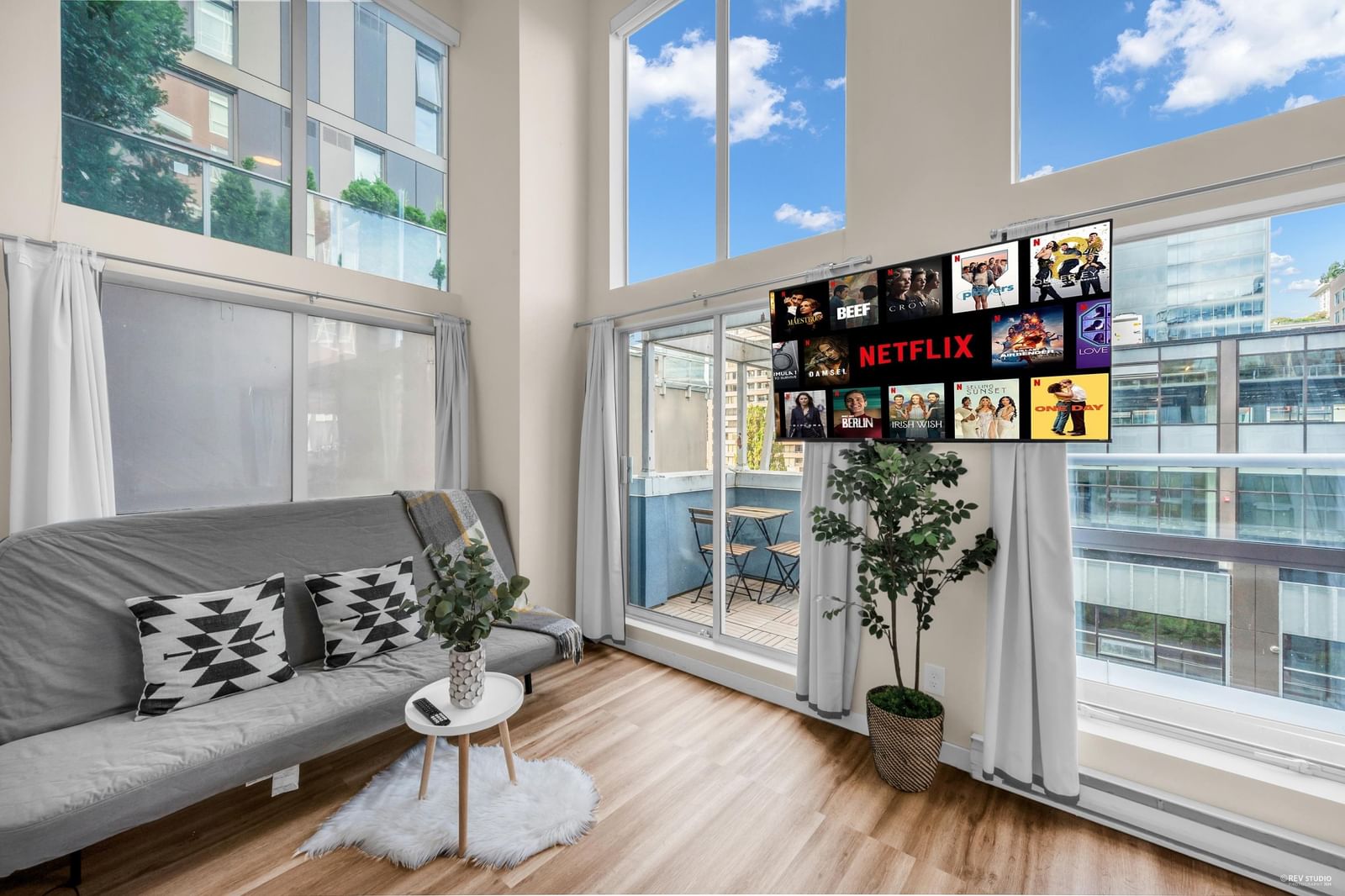 Listing Image 12